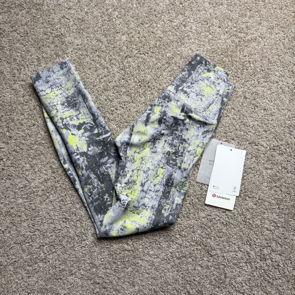 Lululemon Wunder Train Contour Fit High-Rise Tight 25"